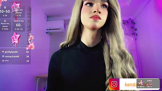Sophiaa_doll_