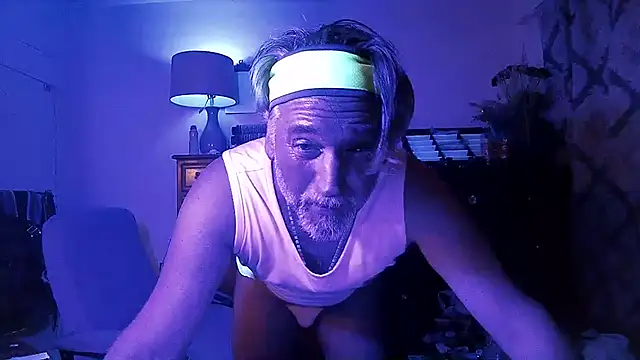 LINYguy live cam preview
