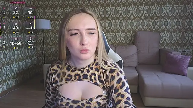 Vi_Luxy live cam preview