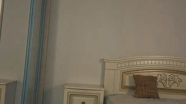 Reina__chan live cam preview