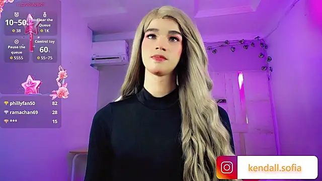 Sophiaa_doll_