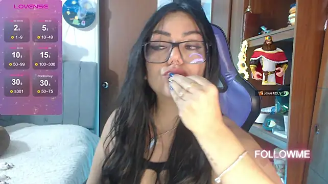 MiaFloydd live cam preview