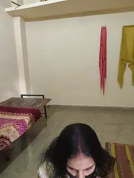 Cuty_ruhani live cam preview