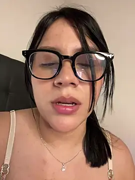 Sarita_Velez live cam preview
