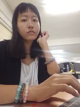 Jelly7pieces live cam on StripChat