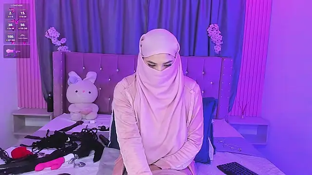 Nayla-Mouna