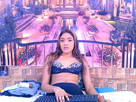 IndianPretty14u2Luv live cam preview