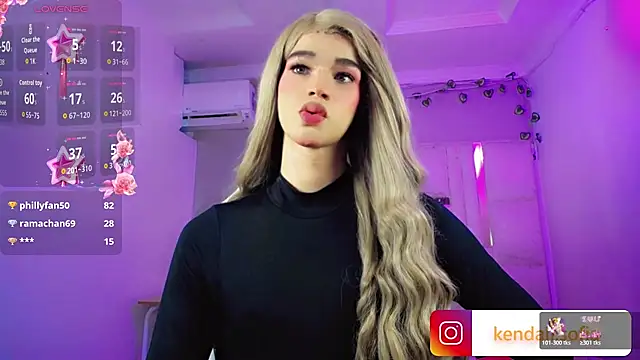 Sophiaa_doll_