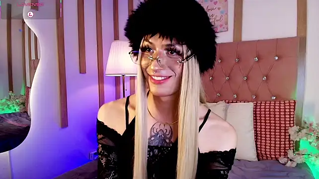 Daphne_Velmont