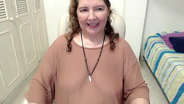 leonela_69
