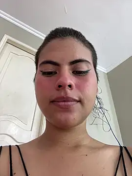 Eva_Feller69