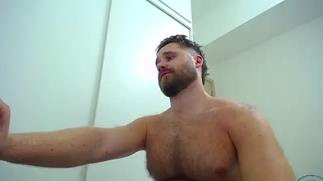 LorenzoLux live cam on StripChat