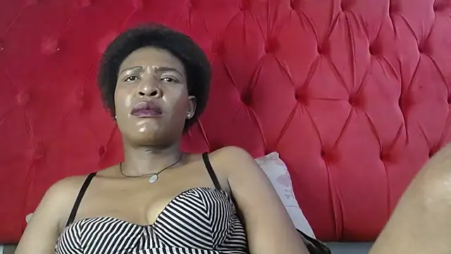 SpicyQueenxxxx live cam preview
