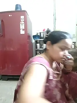 ninadi_hot