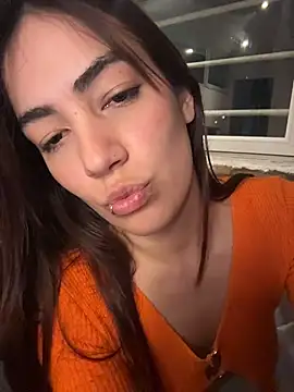 addicthyy live cam on StripChat