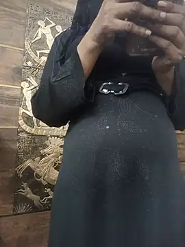 aafreen_36 (F young) - Ride dildo
