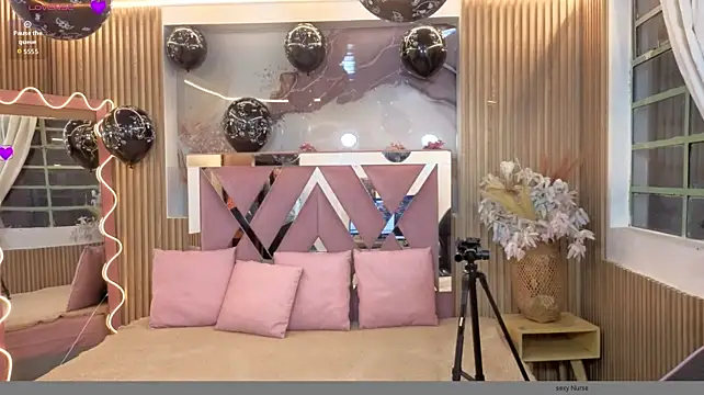 ANNE_TAY1