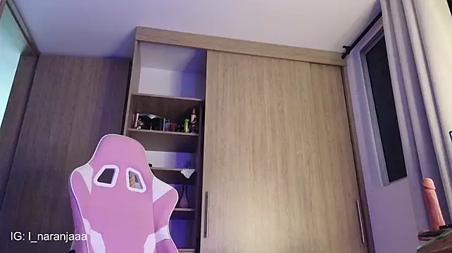 nara_lyn1 webcam
