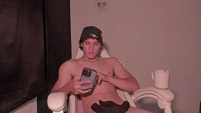 laurent_nova
