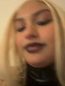 NaomiWhite_