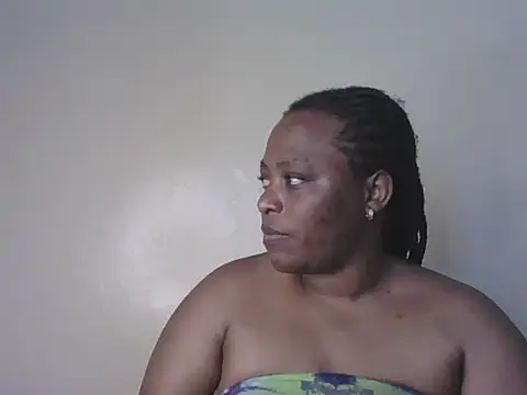 Aminatta_1 live cam preview