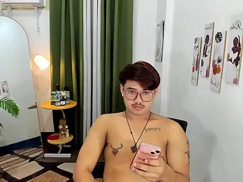 GabinJuicyHugeCock live cam preview