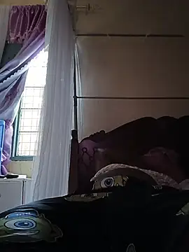 nyarluohotbaby