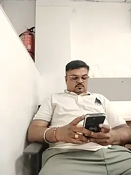 Desi_Gujju_Boy webcam