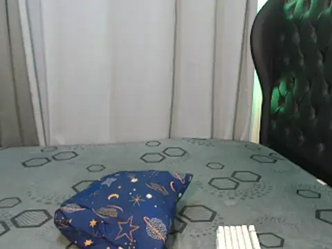 Wild_khalifa live sex cam