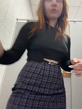 SlavicCandy live cam preview