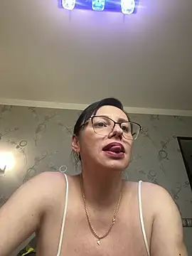 Amberhotqueen