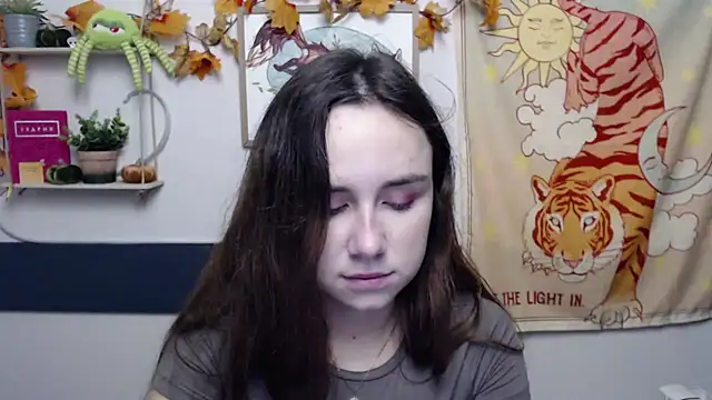 VeryVeryVeryShy_ live cam preview