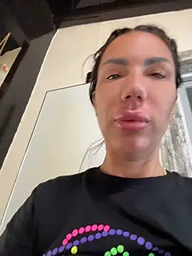 SelineVelvet webcam