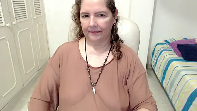 leonela_69