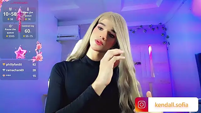 Sophiaa_doll_