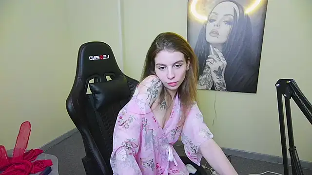 Lovepure webcam