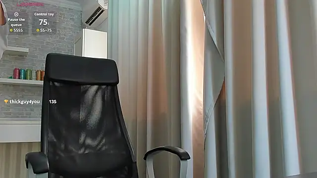 JonahShaw live cam preview