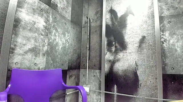 Gury_tattoo live cam preview