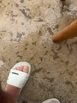 thoms113 live cam preview