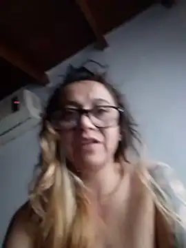 Lolaklifah live cam preview