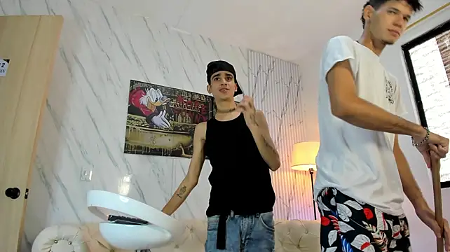 COOL_BOYS2