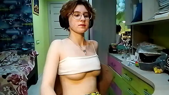 ThersaNoe live cam preview