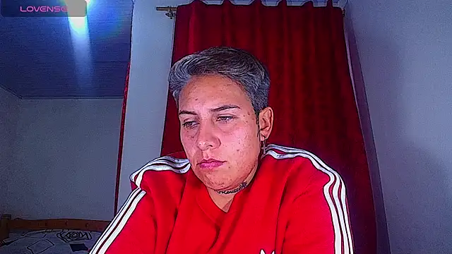 Yessi_rousse live cam preview