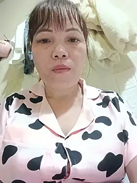 Sana-vn live cam on StripChat
