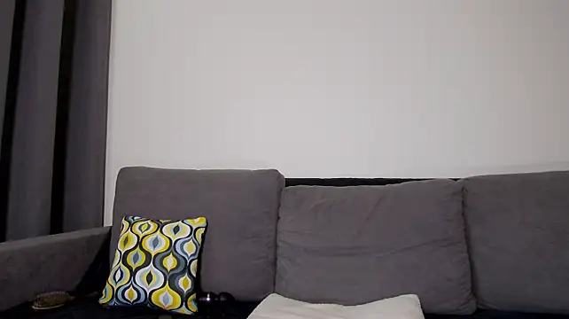 mistress_milana live cam preview