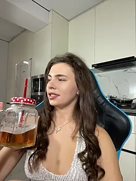 CurlyLara live sex cam