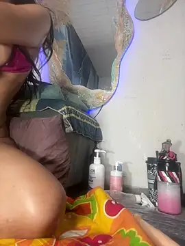 phoenix_lovexxx (F milf) - Let's be mischievous today 😈🔥🥰