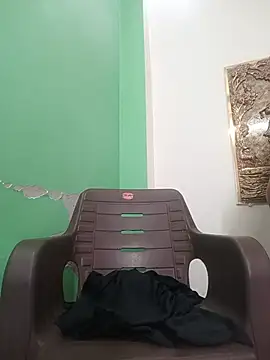 aafreen_36 (F young) - Ride dildo