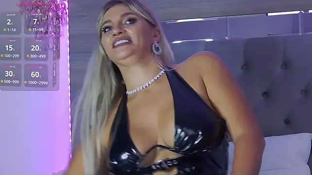 Lorehottie