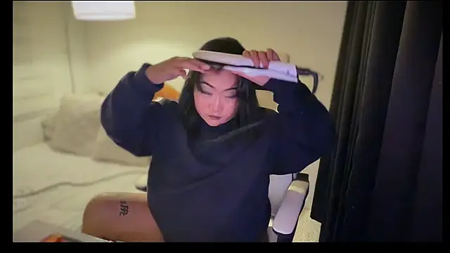 _XXXKittyTingles webcam